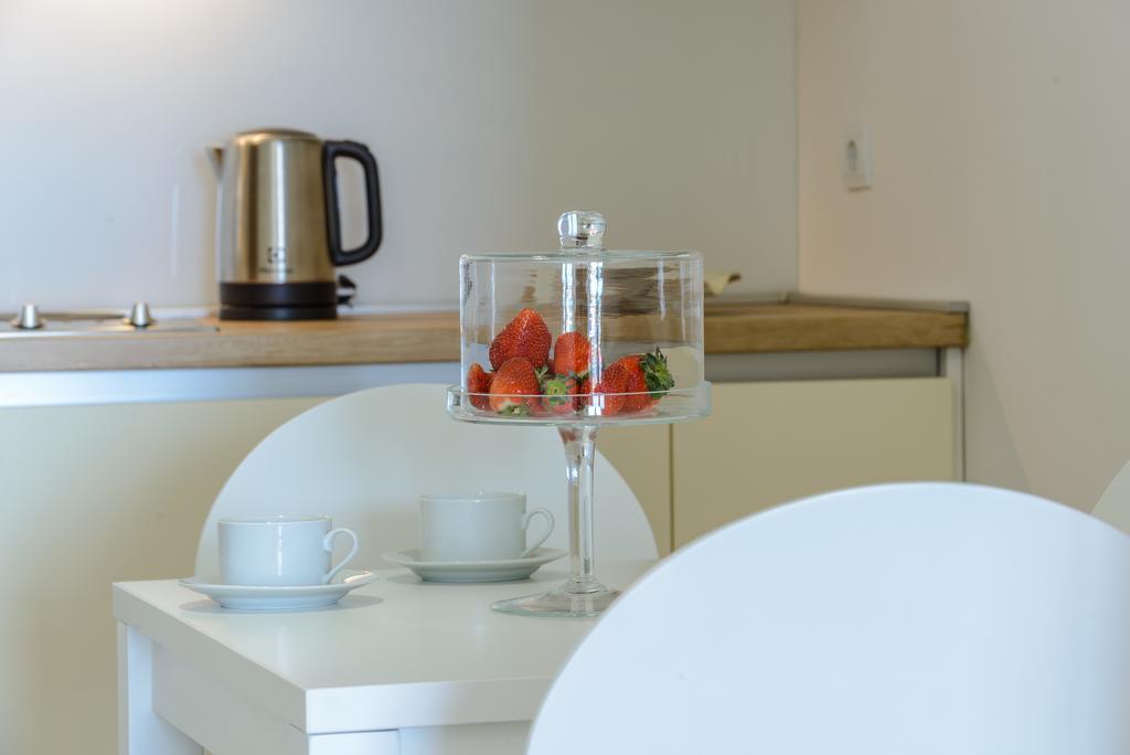 Tandem Apartments With Swimming Pool 챠브타트 외부 사진